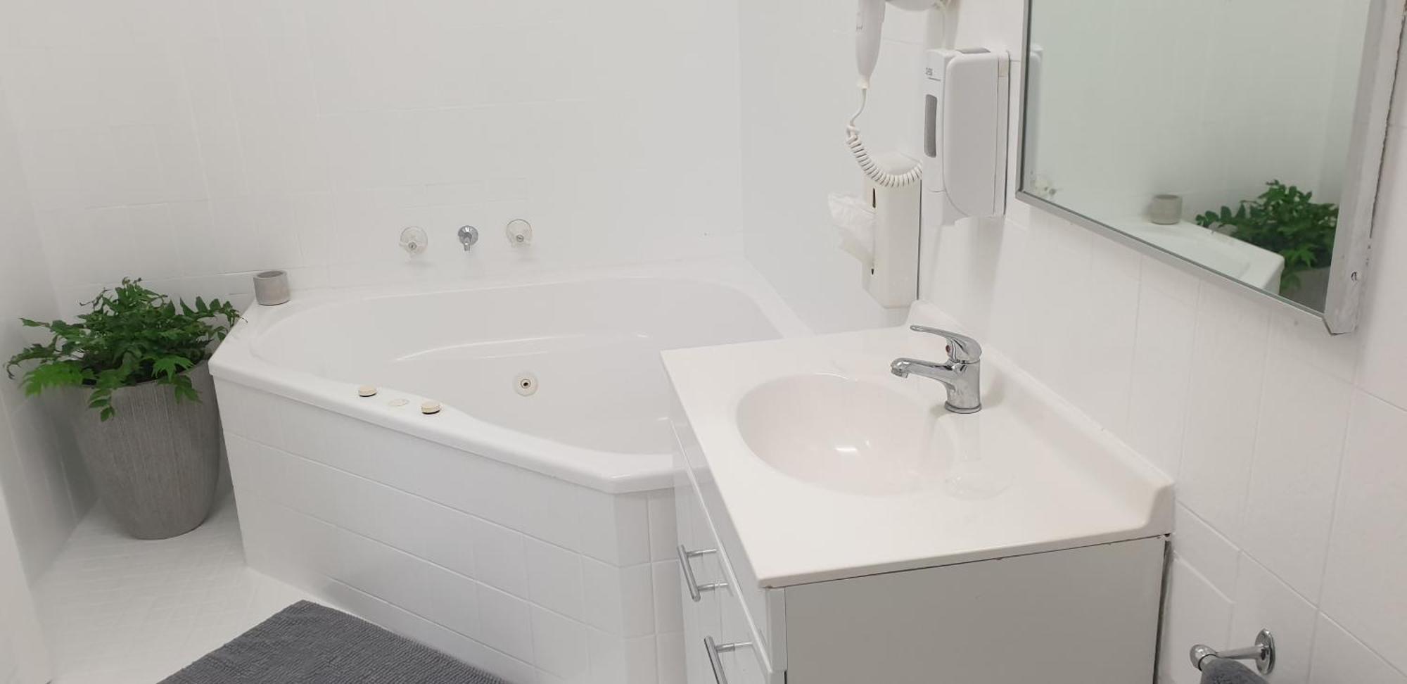 Jillaroo Motor Inn Glen Innes Dış mekan fotoğraf